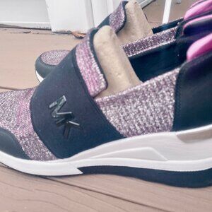 Michael Kors Felix Trainer - pink glitter - new in box